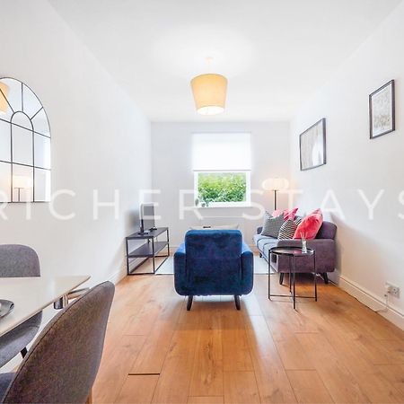 Stylish Canary Wharf Apt, Corporates And Tourists Londen Buitenkant foto